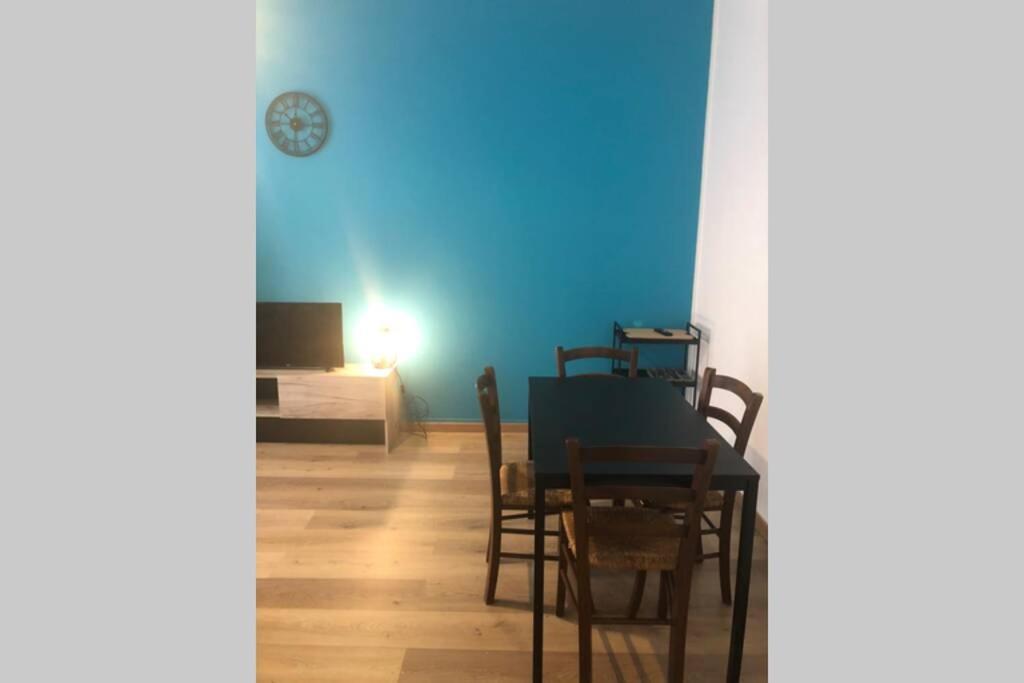 La Maison Bleue Sul Naviglio Corsico Buitenkant foto