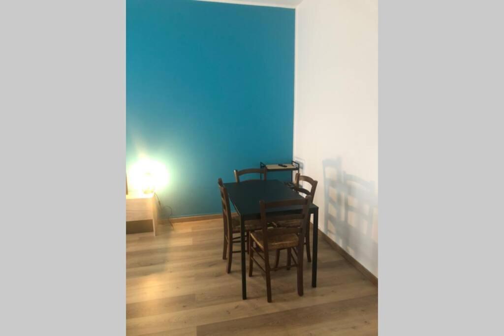 La Maison Bleue Sul Naviglio Corsico Buitenkant foto